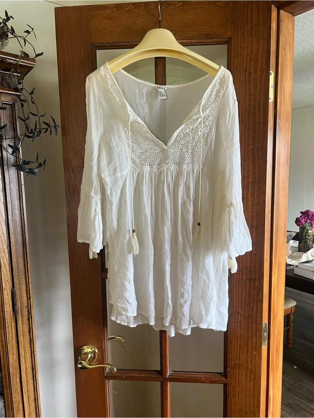 Forever 21 White Lace-Trim Peasant Tunic
